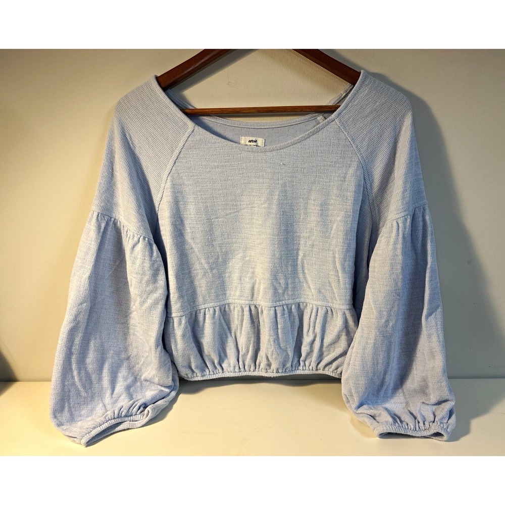 Aerie Blue Lightweight Knit Scoop Neck Ruched Crop Long Sleeve Top M